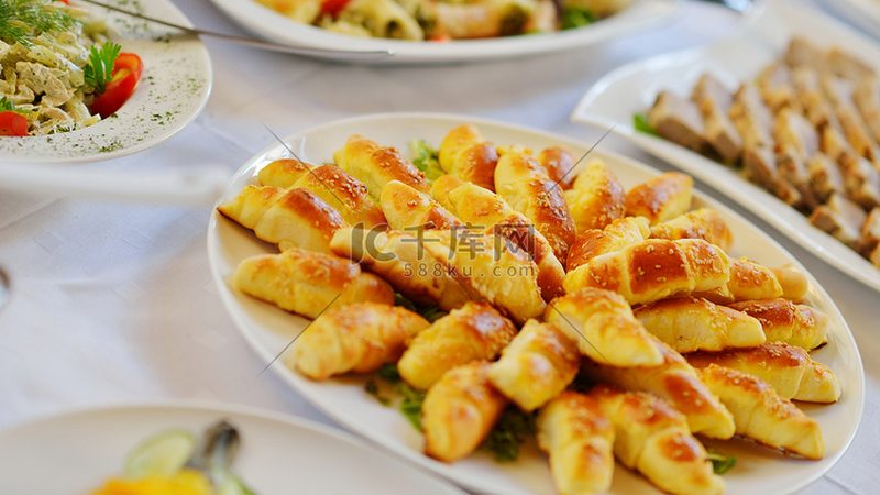 宿舍饼干推荐量贩装：如何挑选适合学生的健康零食